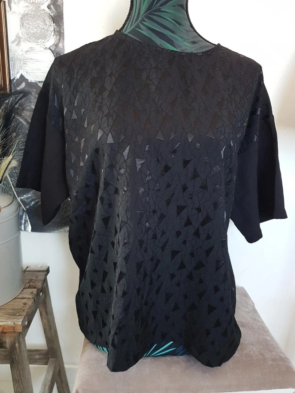 🖤Haut noir chic, motifs satinés géométriques, T42 - Superbe dos zippé